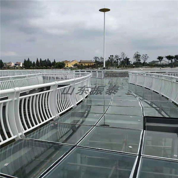 河道景觀護(hù)欄應(yīng)用